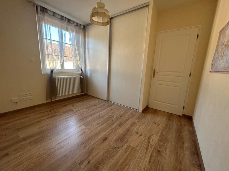 Maison ancienne - 155 m² - 8 pièces