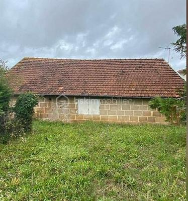 Maison - 100 m² - 1 pièce