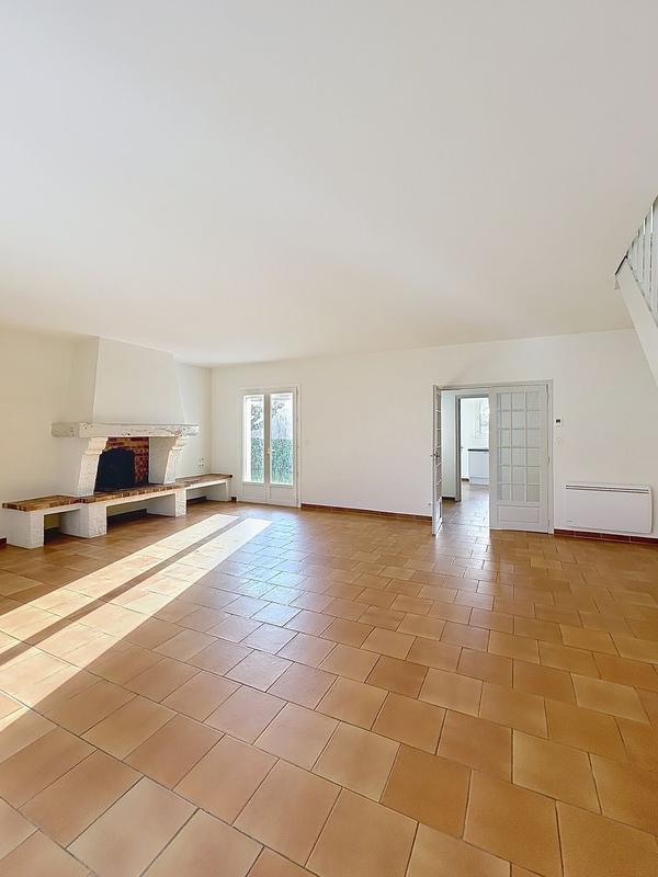 Maison - 150 m² - 5 pièces