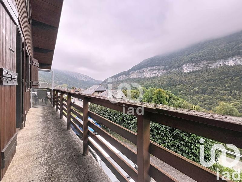 Châlet - 267 m² - 6 pièces