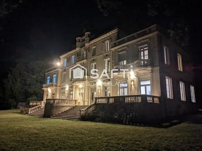 Château - 640 m² - 22 pièces