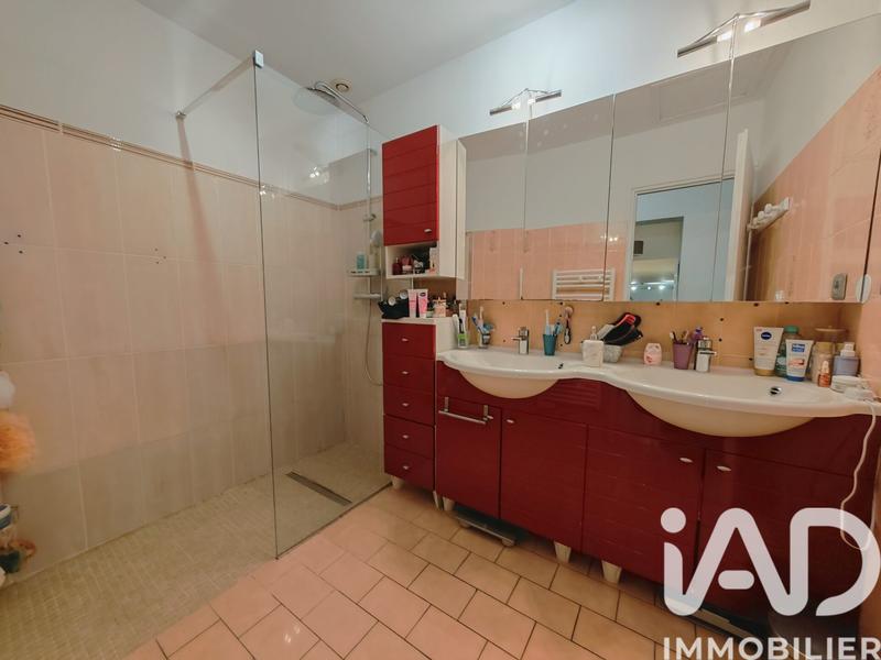 Maison - 97 m² - 5 pièces