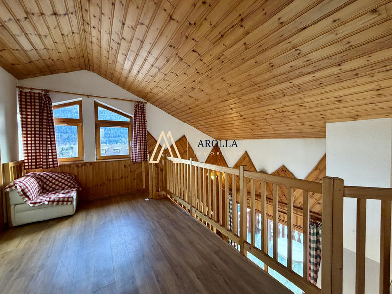 Appartement - 112 m² - 4 pièces