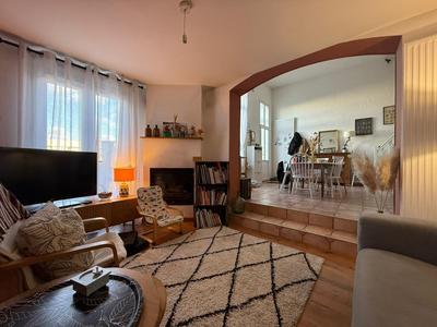 Maison - 105 m² - 4 pièces