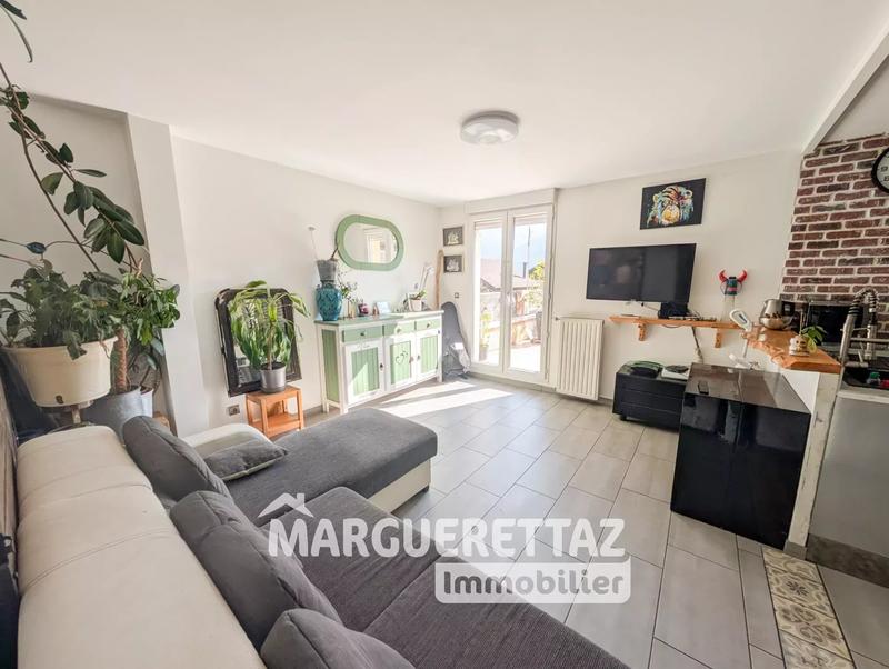 Maison jumelée - 73 m² - 4 pièces