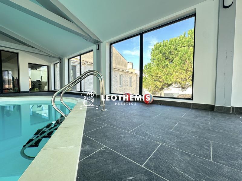 Villa - 397 m² - 9 pièces