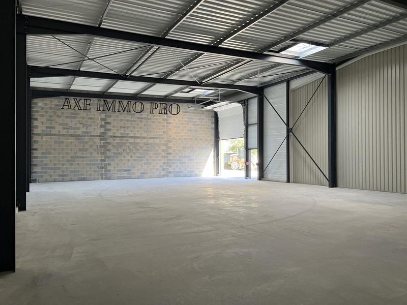 Local d'activités - 348 m² - 1 pièce