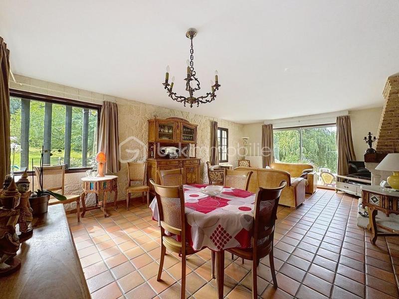 Maison - 133 m² - 6 pièces