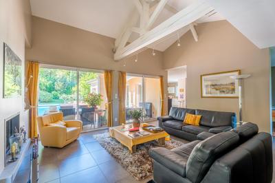 Maison - 269 m² - 7 pièces