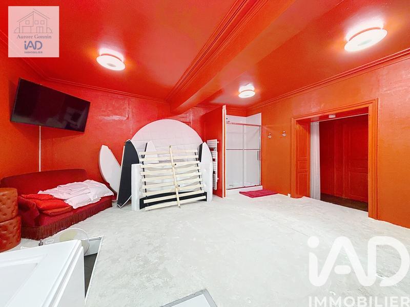 Maison - 278 m² - 6 pièces