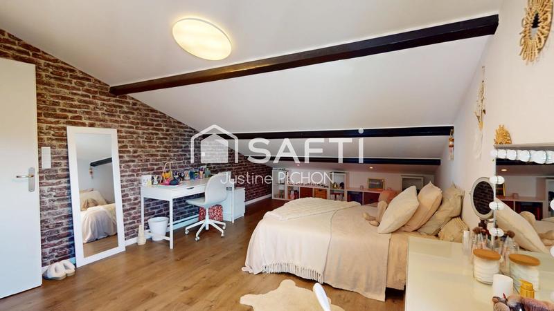 Maison - 160 m² - 5 pièces