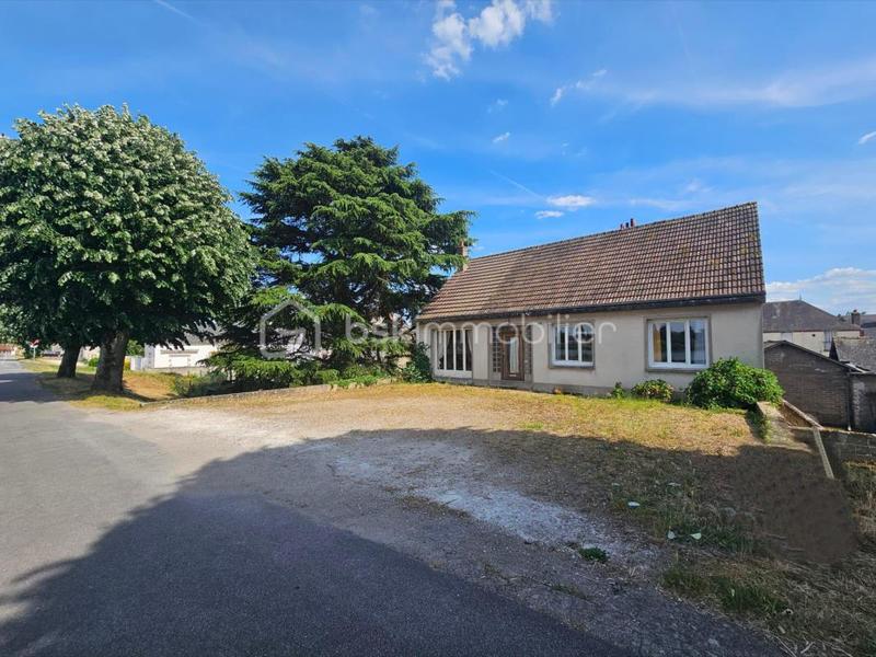 Maison traditionnelle - 94 m² - 5 pièces