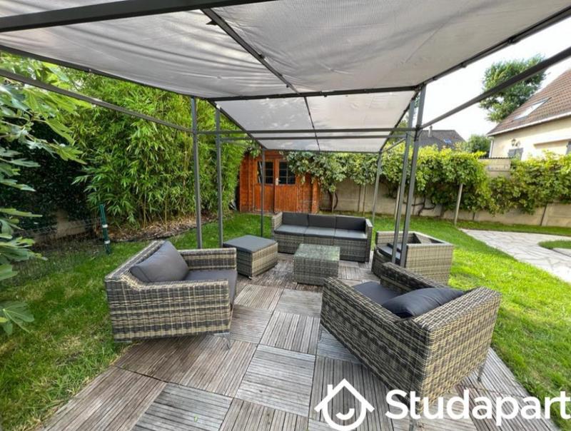 Chambre - 12 m² - 1 pièce