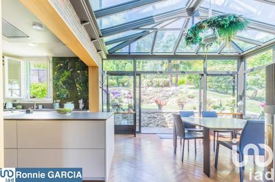 Maison - 167 m² - 7 pièces