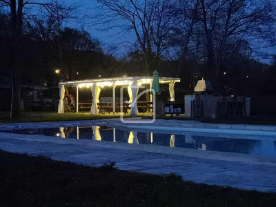 Maison - 299 m² - 15 pièces