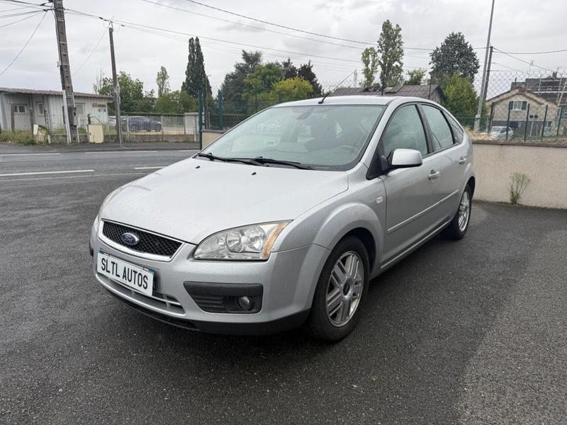 Ford Focus 1.6 Tdci 110 Ch Titanium Garantie 6 Mois / Reprise Possible