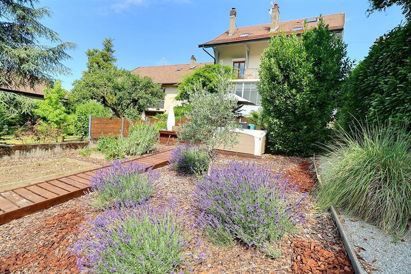 Maison - 210 m² - 8 pièces