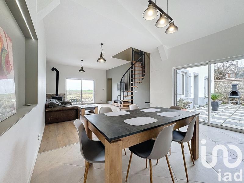 Maison - 149 m² - 6 pièces