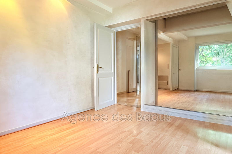 Appartement - 77 m² - 2 pièces