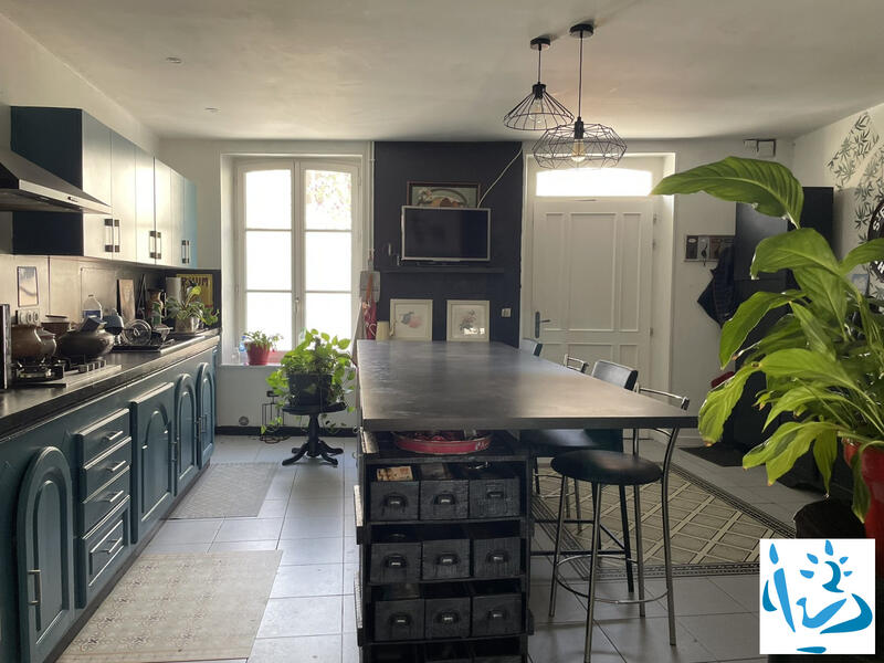 Maison - 159 m² - 5 pièces