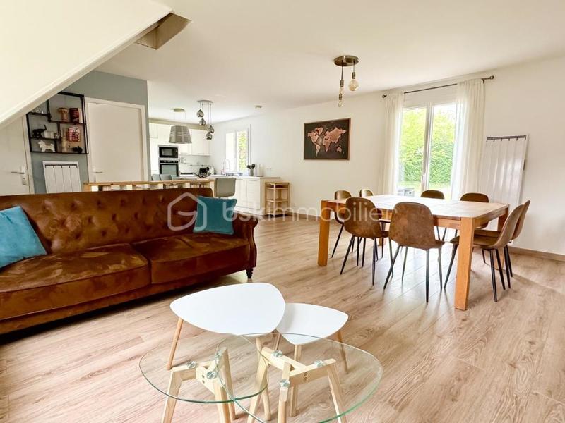 Maison - 140 m² - 7 pièces