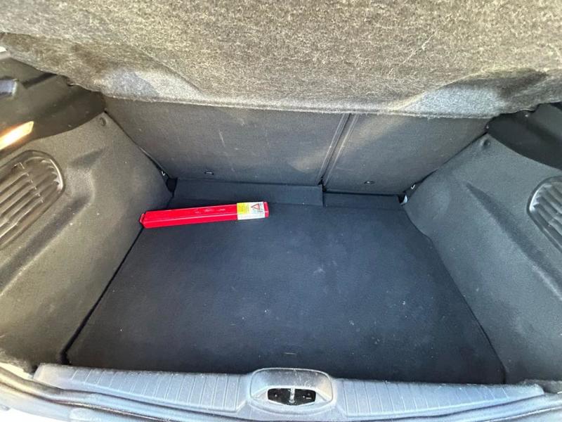 Peugeot 208 II Bluehdi 100 s&amp;S Active Business