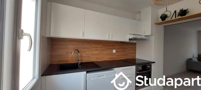 Chambre - 9 m² - 1 pièce