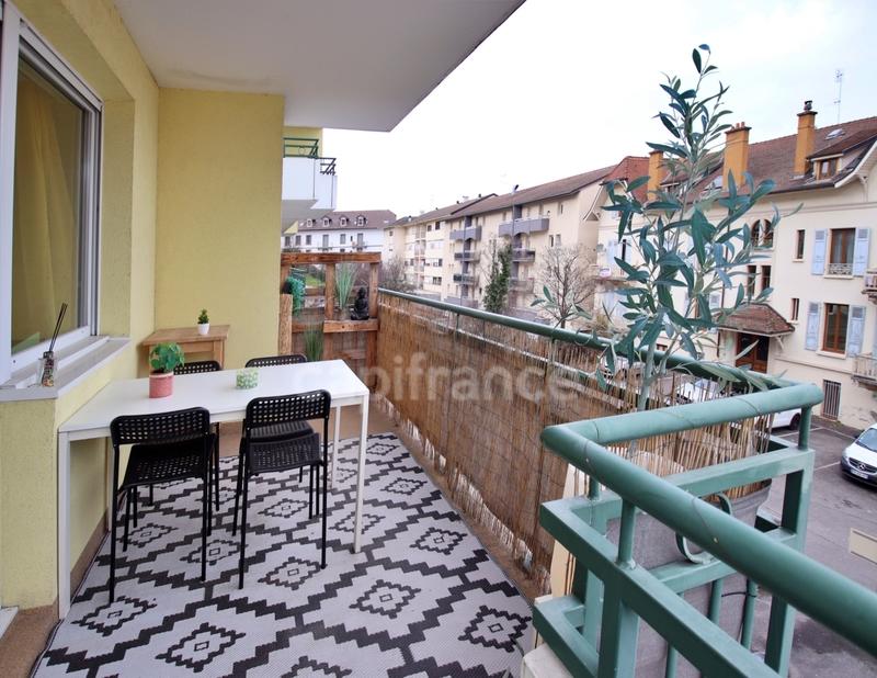 Appartement - 79 m² - 4 pièces