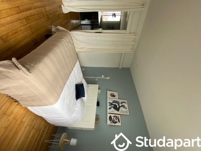 Chambre - 12 m² - 1 pièce