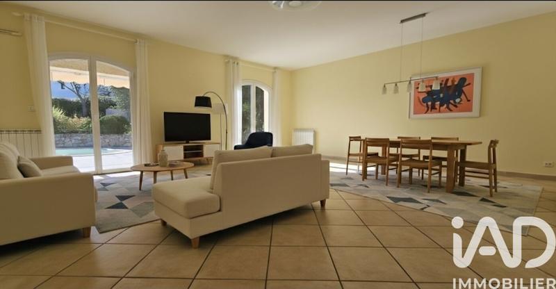 Maison - 128 m² - 5 pièces