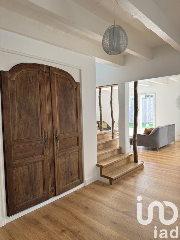 Maison - 225 m² - 6 pièces