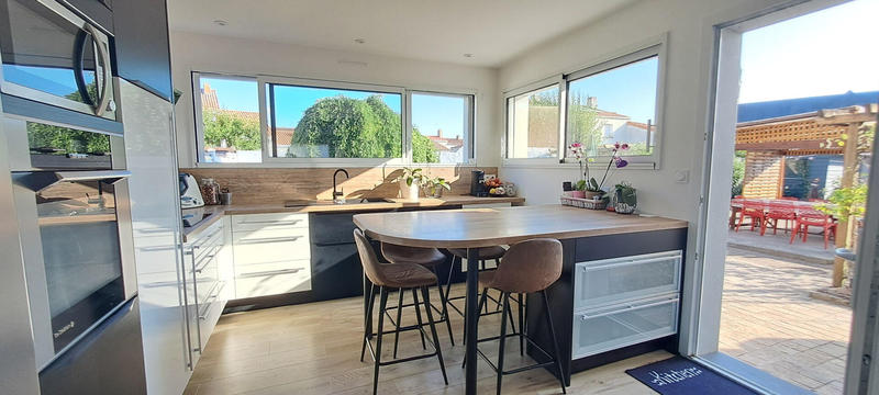 Maison - 135 m² - 6 pièces