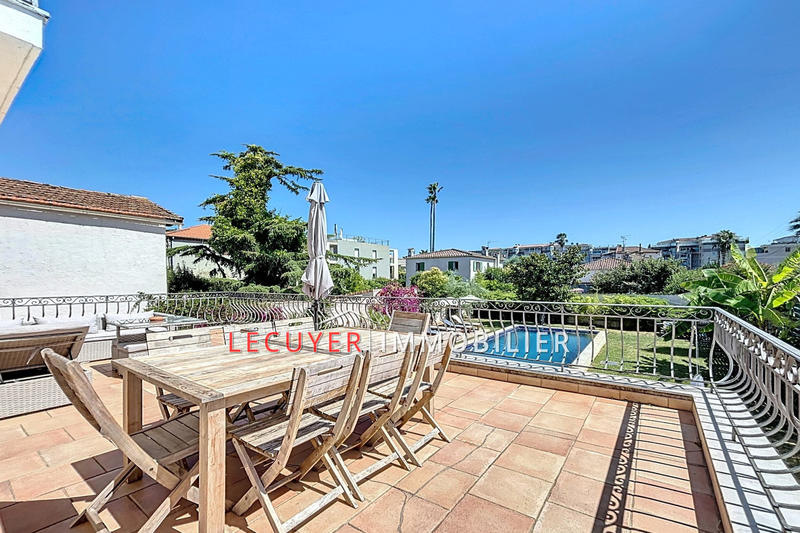 Maison - 153 m² - 7 pièces