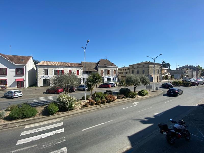 Immeuble - 95 m² - 7 pièces