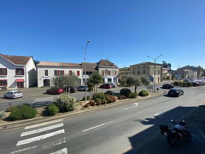 Immeuble - 95 m² - 7 pièces