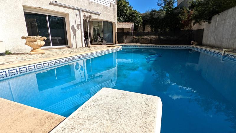 Appartement - 104 m² - 4 pièces