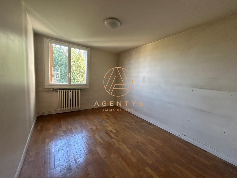 Appartement - 83 m² - 4 pièces