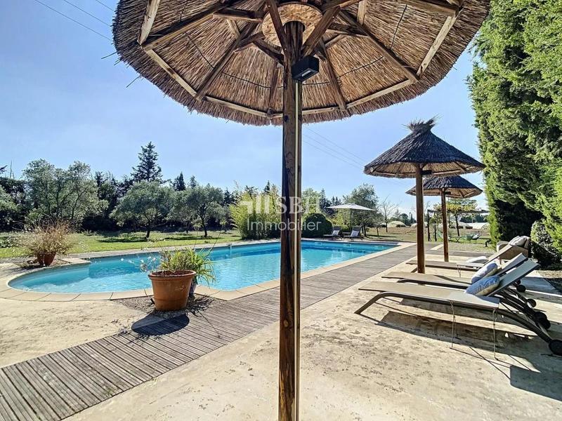 Mas - 285 m² - 10 pièces