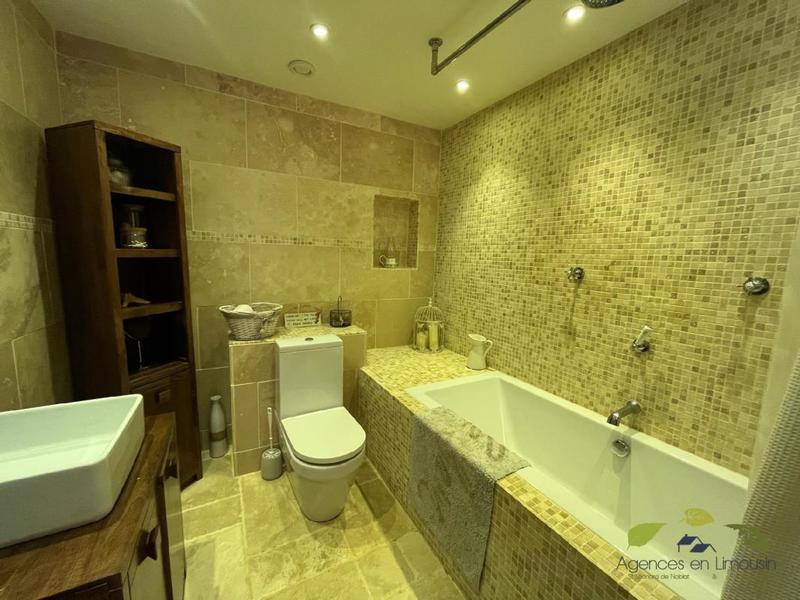 Maison - 152 m² - 6 pièces