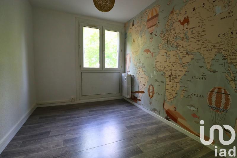 Appartement - 92 m² - 5 pièces