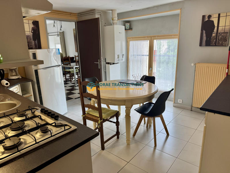 Maison - 468 m² - 10 pièces