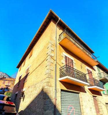 Appartement - 105 m² - 4 pièces