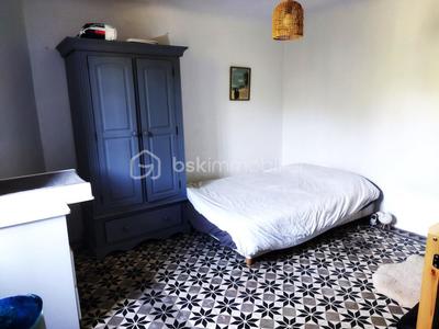 Maison - 215 m² - 7 pièces