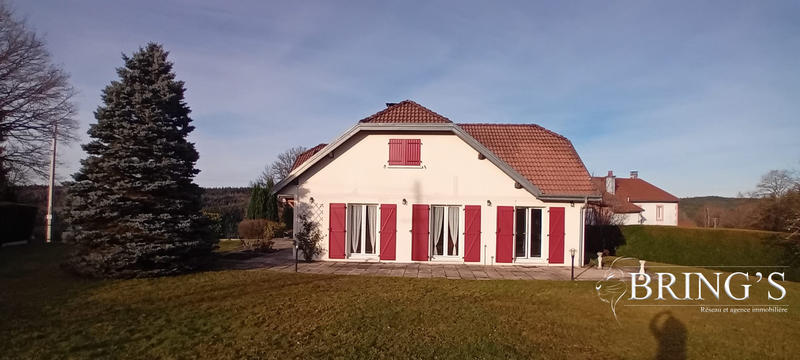 Maison - 218 m² - 9 pièces