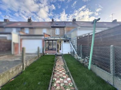 Maison - 80 m² - 5 pièces