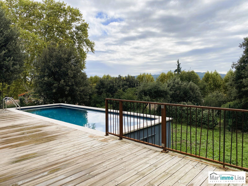 Villa - 111 m² - 4 pièces