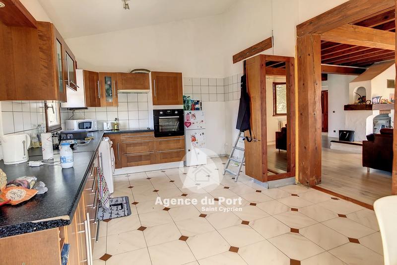 Villa - 217 m² - 11 pièces