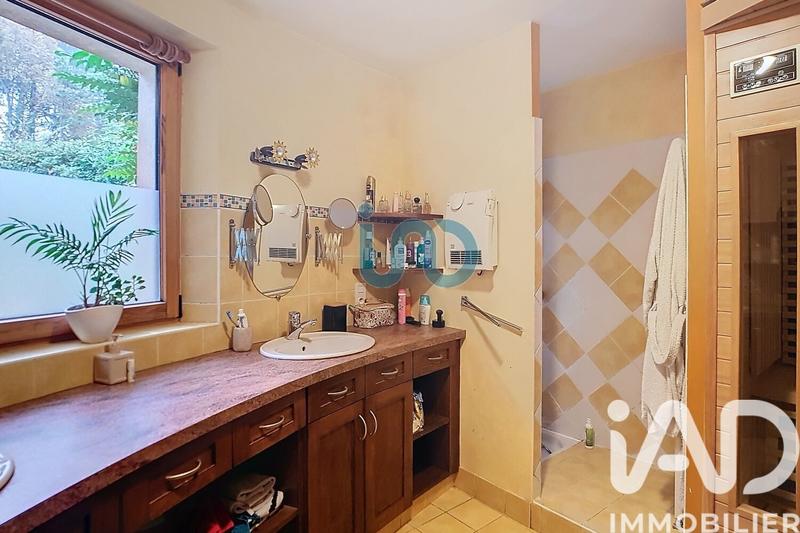 Maison de maîtres - 182 m² - 8 pièces