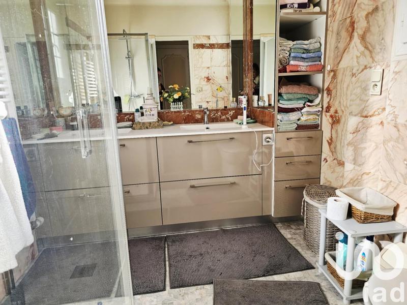 Maison - 197 m² - 5 pièces