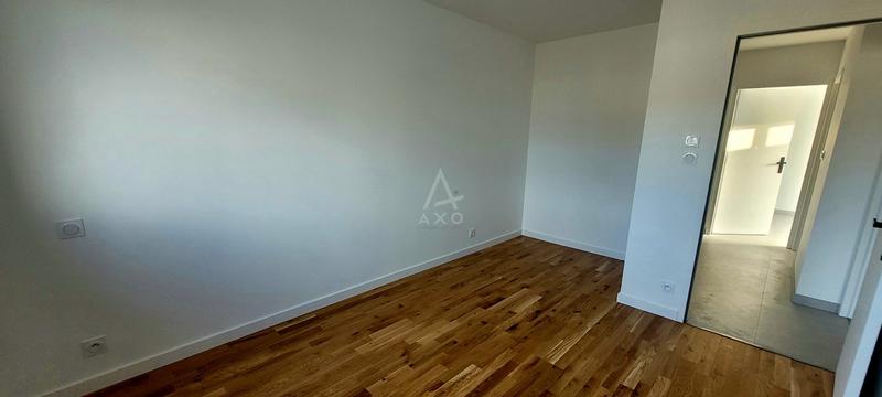 Maison contemporaine - 166 m² - 7 pièces